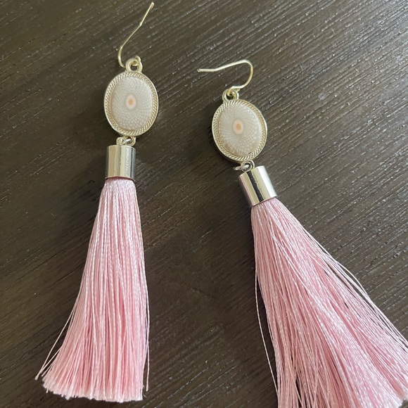 🩷✨ Pink tinsel earrings ✨🩷 - Picture 3 of 4